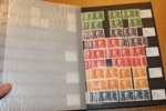 Album x/xx 1920-1949 med en del bättre bandmärken, några xx BC-CB inkl F269BC+CB. Bland märkena före -36 även en del utan gummi. Högt katalogvärde i förhållande till utrop!