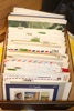 Två mindre lådor med FDC/brev och mindre del postfriskt 1980-2000-tal. Mest värde i oräknad nominal, trots liten mängd.