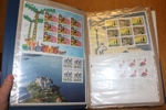 Souvenirark. Pärm med nästan enbart olika, fram till 2022, bl.a. Garbo med cyls+kn. Nom 4300 kr