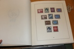 FN. Postfrisk komplett samling 1951-1985 (inkl Block 1) i äldre album med fickor/plastblad. Även visirpärm dubbletter inkl lite stämplat.