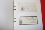 Pärm med 43 stk 12-öre vapenbrev. Många stämplade i Stockholm, men även andra orter. T.ex. en (otydlig) OROUST, ÅNÄSET och PKXP Nr 9.