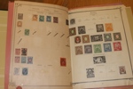 Ryssland/Sovjet. Bra grundsamling 1860-tal fram till ca 1960, mest stämplat men även en del ostämplat. Samlat i ett tjockt förtrycksalbum Schaubek. 