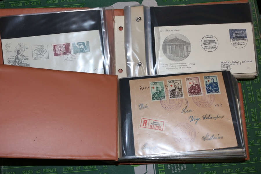 FDC. Parti i fyra små album 1940-1970-tal.