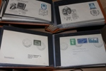FDC. Stort parti mest 1950-60-tal men även lite äldre och nyare, i en flyttlåda.