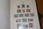 CYPERN. Välfylld samling x/xx 1880-1987 samt turkiska Cypern 1974-87. Sitter i ett LT-album med fickor, där också ett extra album Turkiska Cypern medföljer.