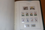 CYPERN. Välfylld samling x/xx 1880-1987 samt turkiska Cypern 1974-87. Sitter i ett LT-album med fickor, där också ett extra album Turkiska Cypern medföljer.