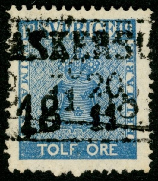 F9. ASKERSU(ND) 20.11.1858. Delvis dubbelslagen, men ändå vacker stämpel. Tandningen är felfri där det inte syns.