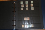 Tjänste, lösen och militär. Samling i visiralbum nästan komplett i huvudnummer, med ofta mer än ett märke av varje t.ex. två L7a. 