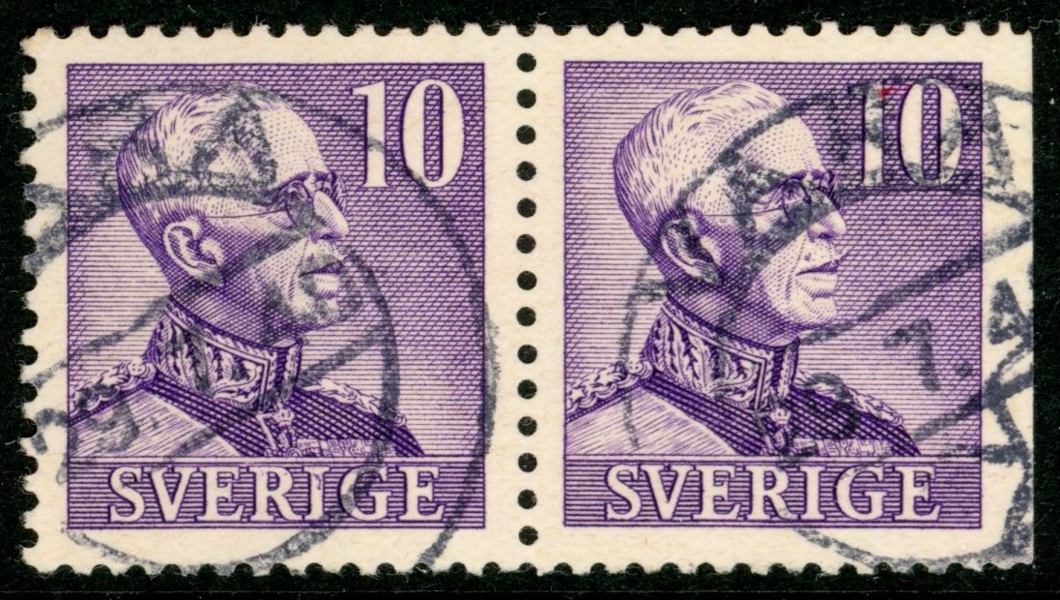 F273CB (med streck i kragen). Stpl par. F 2200 kr