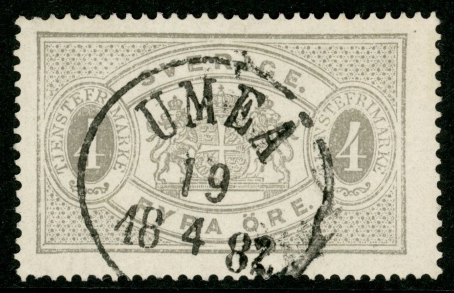 Tj2. UMEÅ 19.4.1882. Nära prakt, några ngt korta tänder.