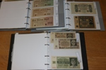 TYSKLAND. Samling sedlar ca 1904-1945 i tre album. Prydligt beskrivna med nummer enl Pick. 