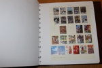 JAPAN. Samling stämplat 1870-tal fram till 2013 i två riktigt tjocka album.