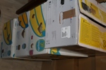 Stort parti i FYRA bananlådor. Blandat material Sverige och hela världen.