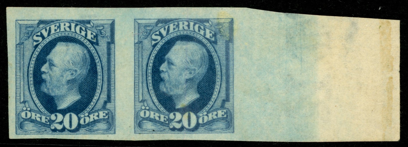 F56v1. OTANDAT x/xx marginalpar. Höger märke postfriskt.