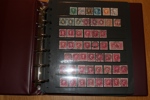 Visiralbum med stämplat Sverige. Ca hälften av de 30 sidorna med Oscar II, varav en del standardmärken men också en hel del fina stämplar. Besiktiga.