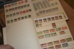 Flyttlåda 20 album varav några från enskilda länder, andra album friskt blandat. Bl.a. Kongo, Israel, Finland, Belarus, Österrike m.fl. Även en del brev och försändelser.