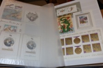 POLEN. Samling i totalt 11 album med antingen stämplat eller x/xx. Innehåller flera bättre märken som t.ex. BIE-blocket och mycket postfriskt 60-70-tal inkl block/kleinbogen. Se bildexempel!