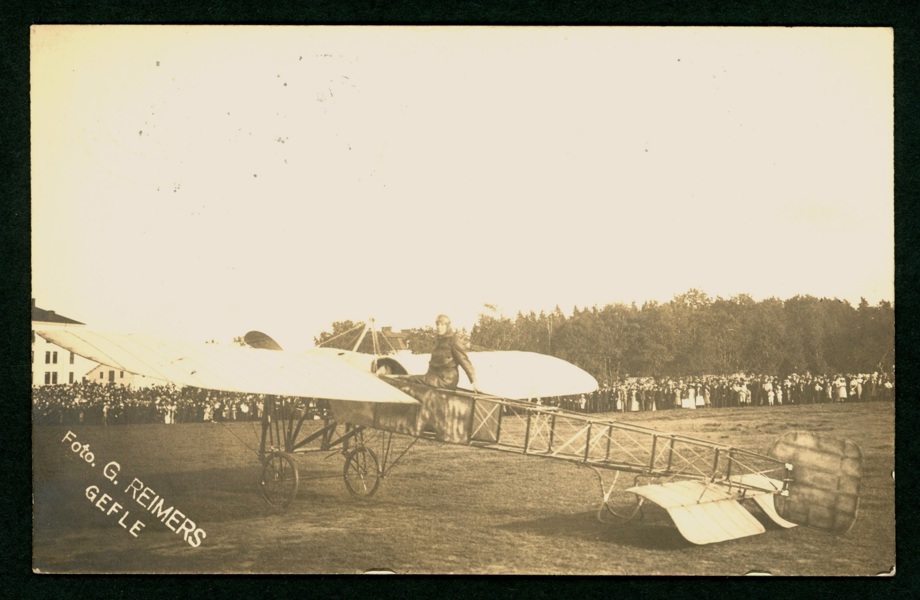 Äkta foto från Kapten Sundstedts flygning i Gävle 1913