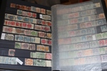 Norden. Mindre flyttlåda 9 album/pärmar med blandat innehåll inkl bättre. Även Sverige.