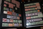 Stor flyttlåda med diverse nordiskt material inkl Sverige. Mest postfriskt 1950-80-tal Sverige och Finland inkl årssatser, men även Åland mer modernt. Mindre del äldre/stämplat.