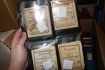 Stort parti brev och kort i flyttlåda. Ett tiotal album med brev, brevkort, en del vykort m.m. Mest svenskt men även utländskt. Både äldre och nyare material, men tonvikt på äldre. Från dödsbo.