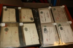 Stort parti brev och kort i flyttlåda. Ett tiotal album med brev, brevkort, en del vykort m.m. Mest svenskt men även utländskt. Både äldre och nyare material, men tonvikt på äldre. Från dödsbo.