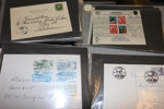 Stort parti brev och kort i flyttlåda. Ett tiotal album med brev, brevkort, en del vykort m.m. Mest svenskt men även utländskt. Både äldre och nyare material, men tonvikt på äldre. Från dödsbo.