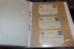 Stort parti brev och kort i flyttlåda. Ett tiotal album med brev, brevkort, en del vykort m.m. Mest svenskt men även utländskt. Både äldre och nyare material, men tonvikt på äldre. Från dödsbo.