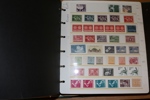 Flyttlåda med nordiskt material, bl.a. användbar Norgesamling med ett tiotal skillingar, universitetet m.m. Även Sverige med öppnad kilovara 1948, äldre årssatser, urvalshäften m.m.