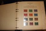 Välfylld samling 1856-1974 i tre Estett-album. Mest stämplat fram till 30-talet med ostämplade inslag, därefter x/xx.