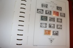 Samling 1873-2006 i två Leuchtturmalbum. Nästan tomt före 1930, men därefter med en del bättre, oftast xx. Bland annat 1950-2006 till synes komplett postfriskt förutom F311. 