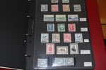 Samling ca 1900-60-tal i album med hemgjord, ngt rörig montering.