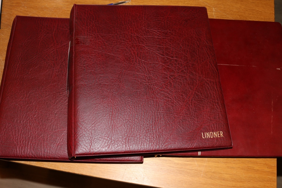 Specialsamling 1928-1936 i tre album med både lösa stämplade och ost (mest postfriska) märken samt BREV.