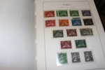Samling stämplat 1855-2010 i sex rejäla Leuchtturmalbum med massor av innehåll.