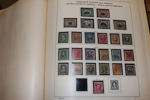 USA. Välfylld samling fram klassiskt fram till 1980 i två Schaubekalbum. Innehåller flera bättre märken men som vanligt i något blandad kvalitet. Bl.a. har $3 Columbus flera anmärkningar.