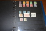 Visiralbum blandat svenskt material både ostämplat/postfriskt och stämplat. Innehåller mycket användbart inkl bättre, men blandad kvalitet. Försiktigt utrop!