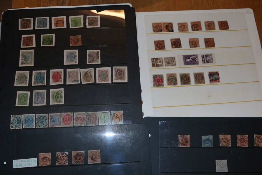 Intressant parti Danmark på ett 20-tal visirblad och några andra blad. Innehåller många bättre märken t.ex. F6 med norsk stämpel (tätt klippt), F10 och F27.