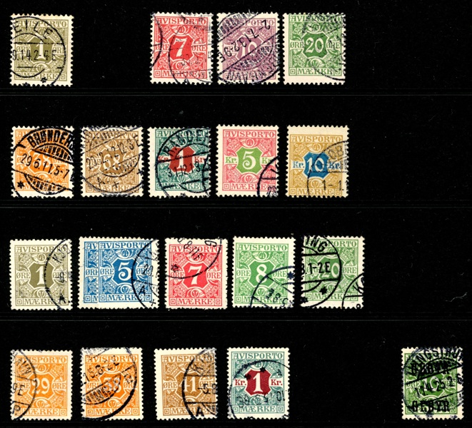 Tidningsmärken T1-20 komplett förutom 5 öre vm krona, men inkl svåra 38 öre vm kors. F ca 2700 kr