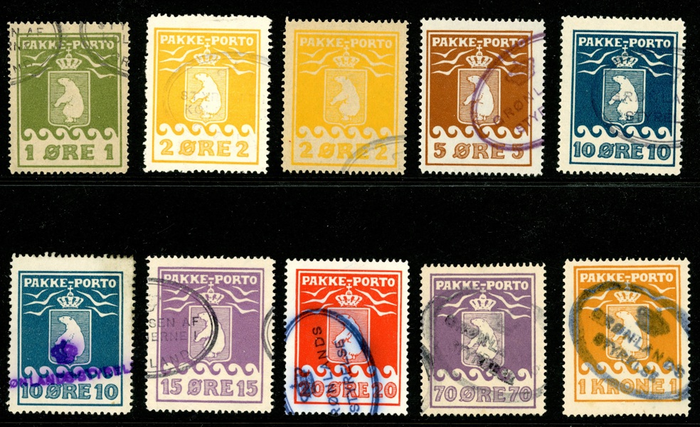 Pakkeporto. Lot med 10 fräscha stämplade märken inkl flera bättre.