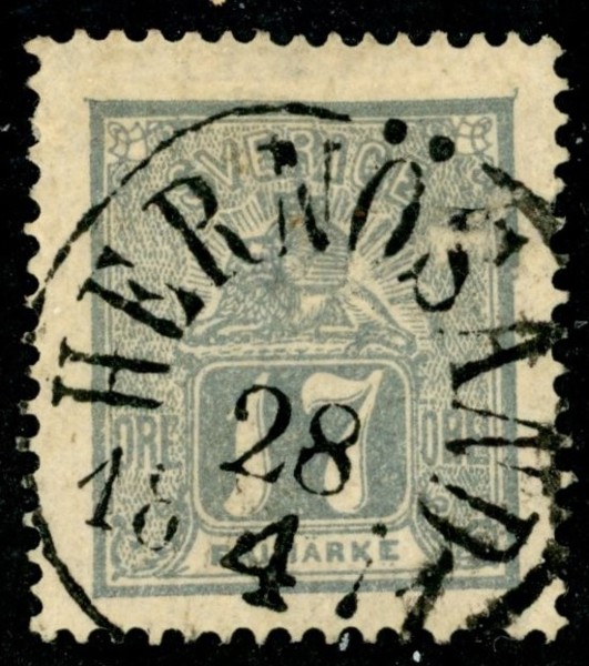 F15c. HERNÖSAND 28.4.1872. Ovanligt vackert ex av 17 öre grå, dock liten tunn fläck.