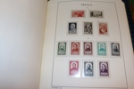 FRANKRIKE. Samling 1849 till 1969 i två förtrycksalbum med fickor (Leuchtturm+SAFE). 
