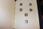 FRANKRIKE. Samling 1849 till 1969 i två förtrycksalbum med fickor (Leuchtturm+SAFE). 