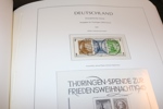 TYSKLAND/ZONER. Omfattande samling i åtta album, delvis specialiserat, med många bättre märken. 