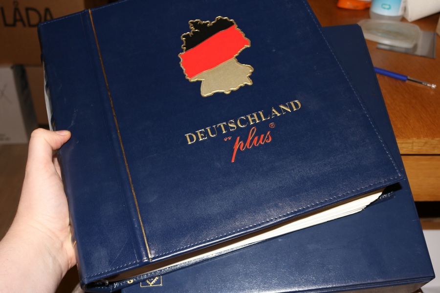 TYSKLAND/BESITTNINGAR 2.VK. Samling i vackert förtrycksalbum Leuchtturm med en hel del innehåll, men lite ojämnt besatt.