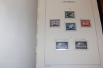 ÖSTERRIKE. Imponerande samling 1850-1959 i fint Leuchtturmalbum med fickor.