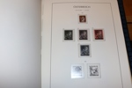 ÖSTERRIKE. Imponerande samling 1850-1959 i fint Leuchtturmalbum med fickor.