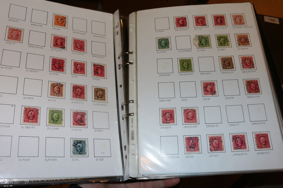 OSCAR II. Samling A-Ö i två prydliga album med totalt ca 1300 olika orter enl notering. Stämpelkvaliteten är varierande läsbart-prakt, säkert finns en hel del att hitta. Se bildexempel!