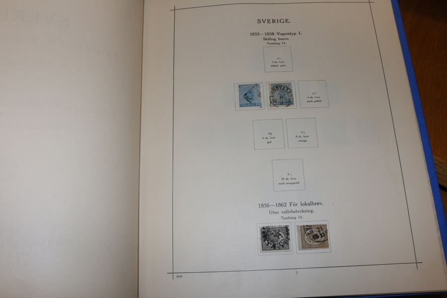 Välfylld, äldre samling 1855-1939 i E.W.Larsson-album.