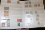 Litet insticksalbum diverse frimärken från kvadrater och framåt. Facit ca 19000 kr enl inl. Se bilder.