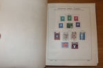 Fyndlåda Tyskland 1800-tal till 1970-tal i tre tjocka album. Något restbetonat men fortfarande väldigt mycket frimärken, bl.a. lite tyska stater. Lågt utrop!